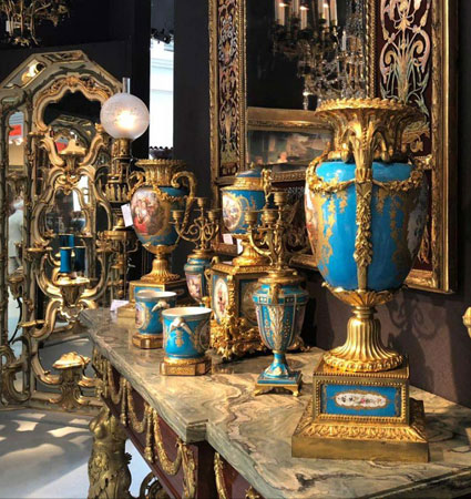 Art & Antiques